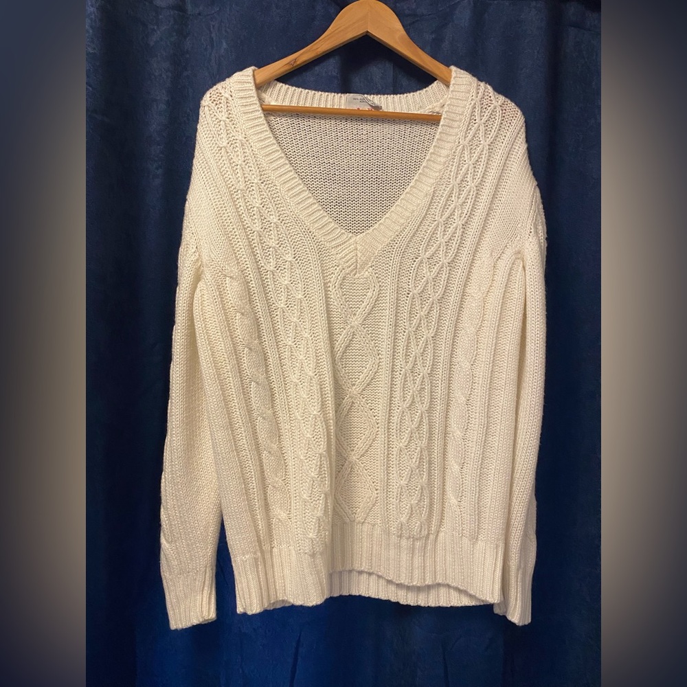 Cable knit Sweater , size M